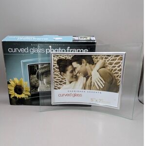 Cherished Accents Clear Curved‎ Glass Photo Frame - Silver Accents - 5"x7" Photo